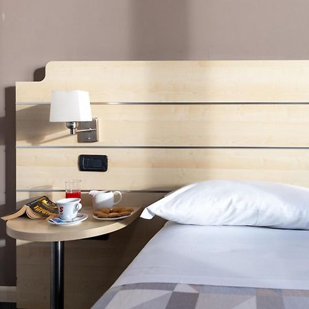 Hotel Giallo Noceto Εξωτερικό φωτογραφία