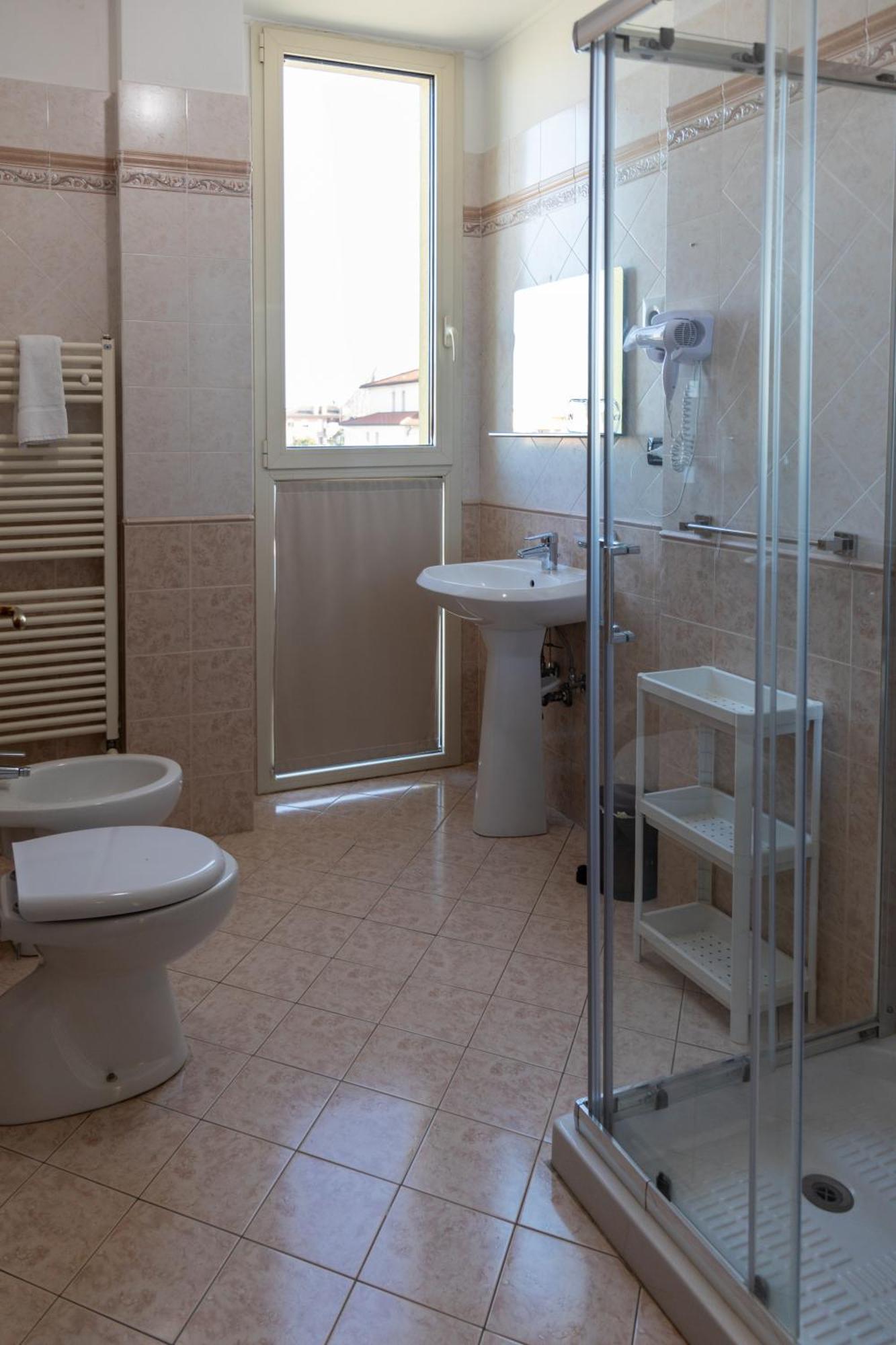 Hotel Giallo Noceto Εξωτερικό φωτογραφία